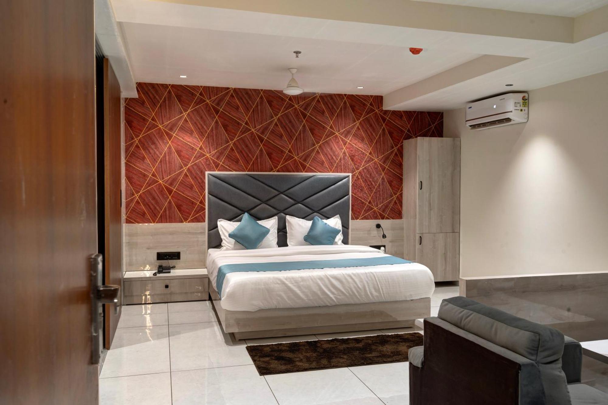 Hotel Shrimad Villa Γκαντχιναγκάρ Εξωτερικό φωτογραφία