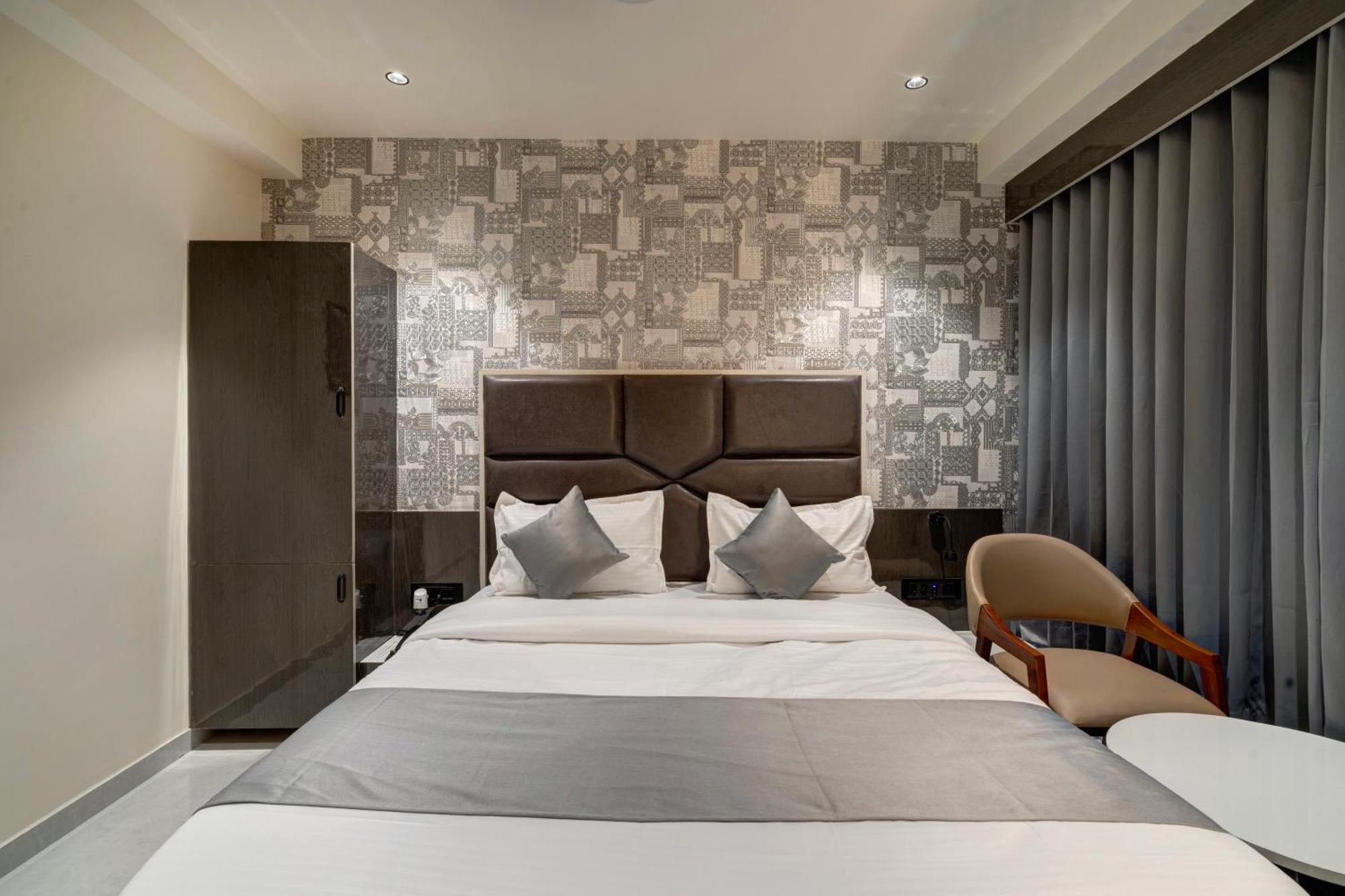 Hotel Shrimad Villa Γκαντχιναγκάρ Εξωτερικό φωτογραφία