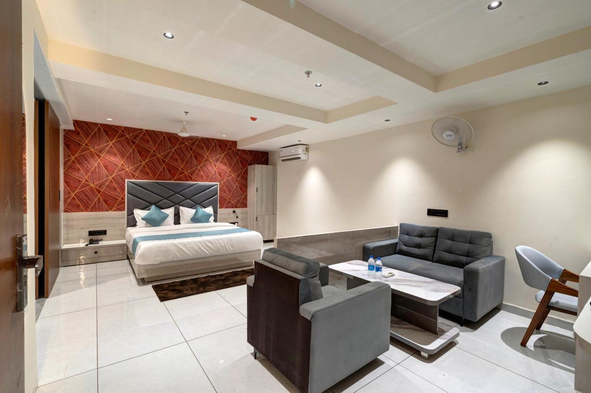 Hotel Shrimad Villa Γκαντχιναγκάρ Εξωτερικό φωτογραφία