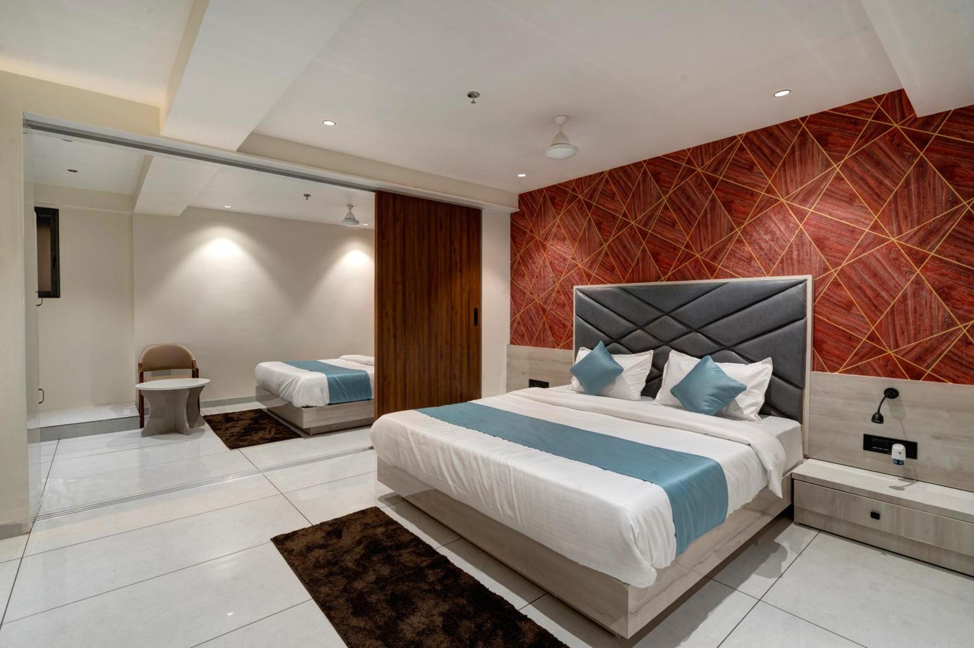 Hotel Shrimad Villa Γκαντχιναγκάρ Εξωτερικό φωτογραφία