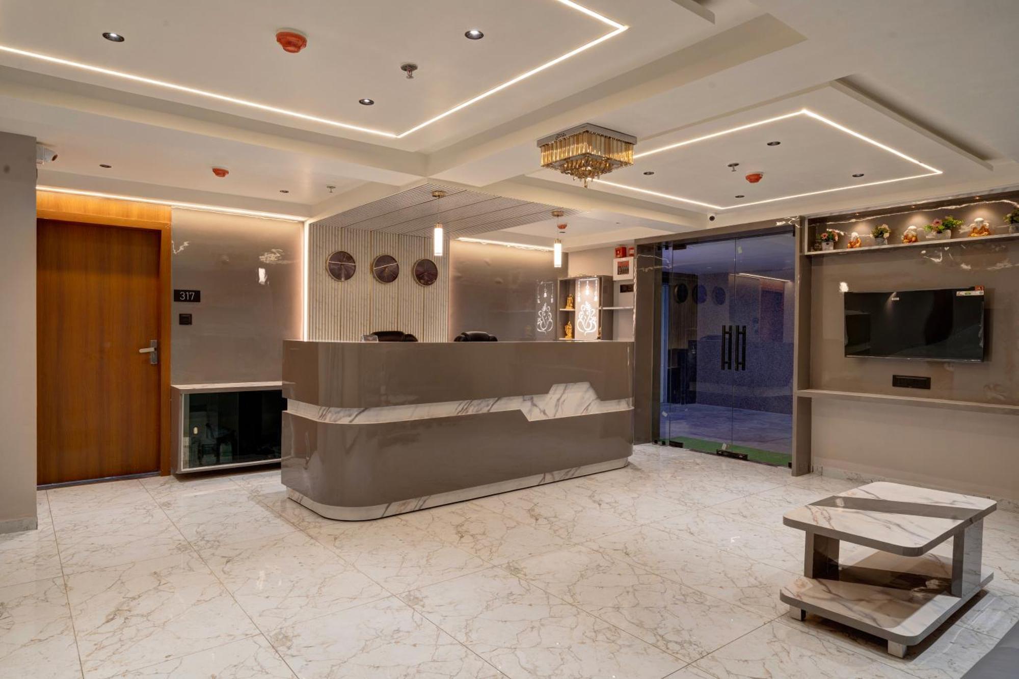 Hotel Shrimad Villa Γκαντχιναγκάρ Εξωτερικό φωτογραφία